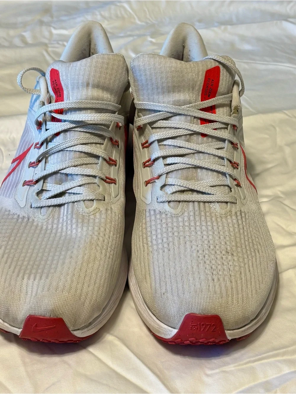 Nike Air Zoom Pegasus 39. Grey Bright Crimson. Men’s 14.
